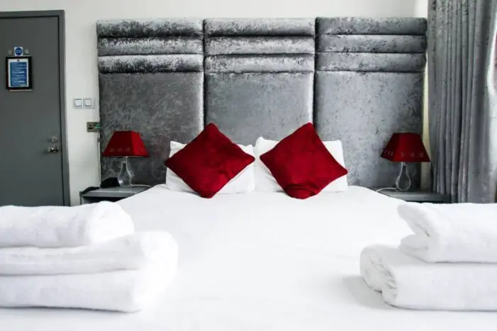 King Rooms
