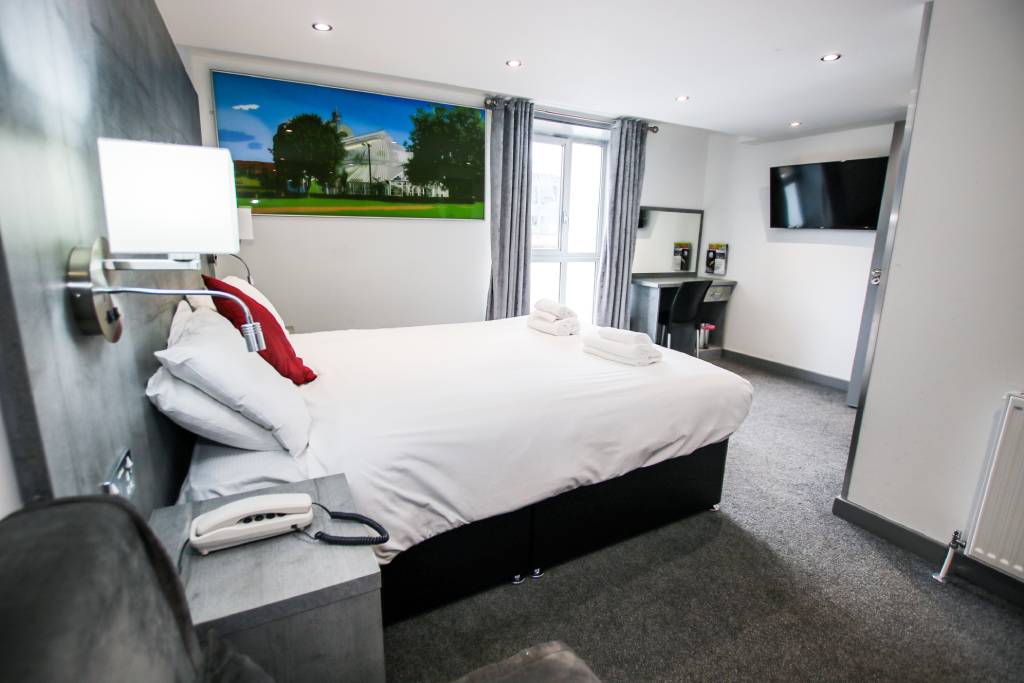 King Rooms