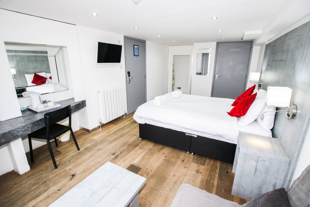 King Rooms